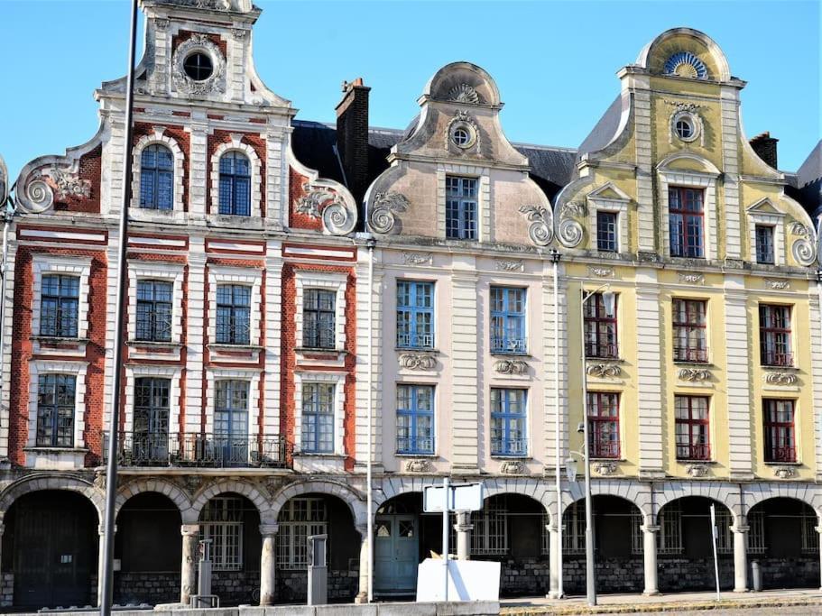 Les Coquelicots Grand Place Arras Esterno foto