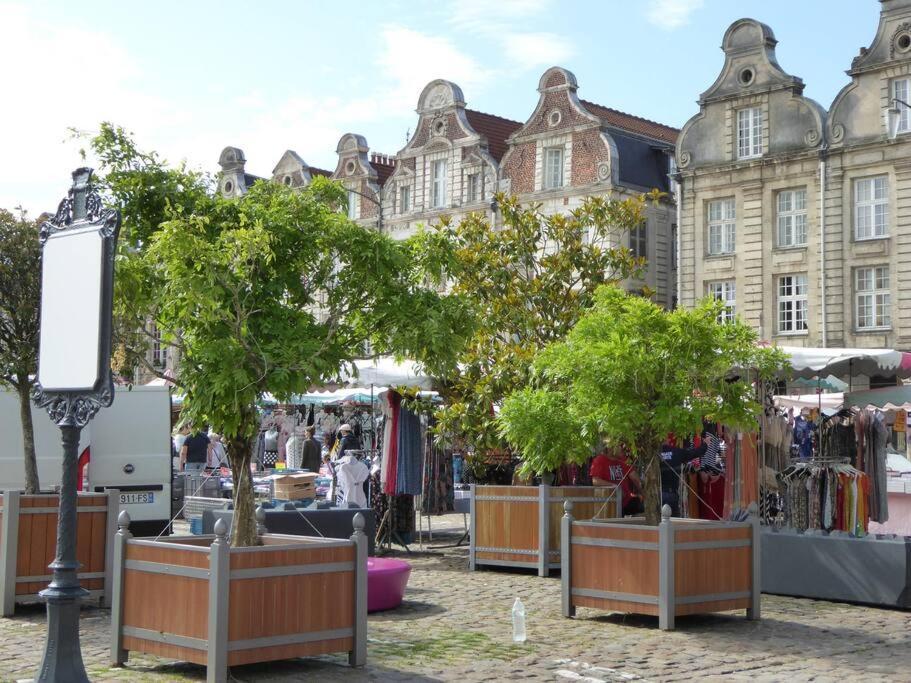 Les Coquelicots Grand Place Arras Esterno foto