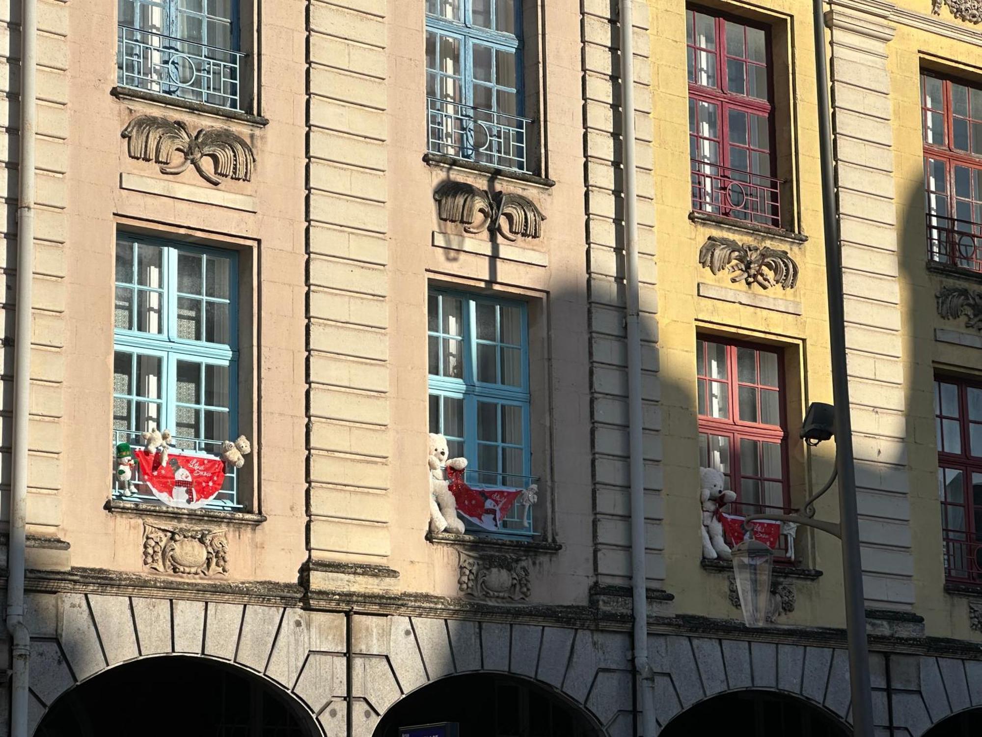 Les Coquelicots Grand Place Arras Esterno foto